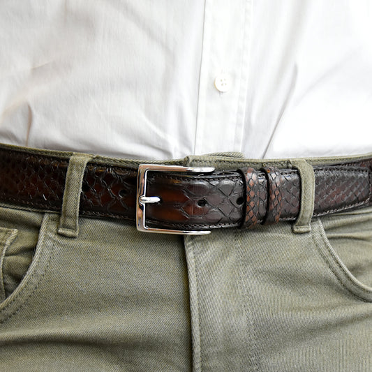 Come Scegliere la Cintura Perfetta: Guida alle Taglie, Lunghezze e Altezze per Ogni Tipo di Pantalone