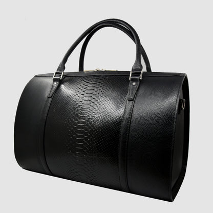 Borsone Uomo da Viaggio interamente in vera pelle di Pitone Nero