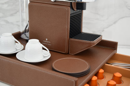 Postazione caffè Macchina Pixie Nespresso e Mobile su misura rivestito