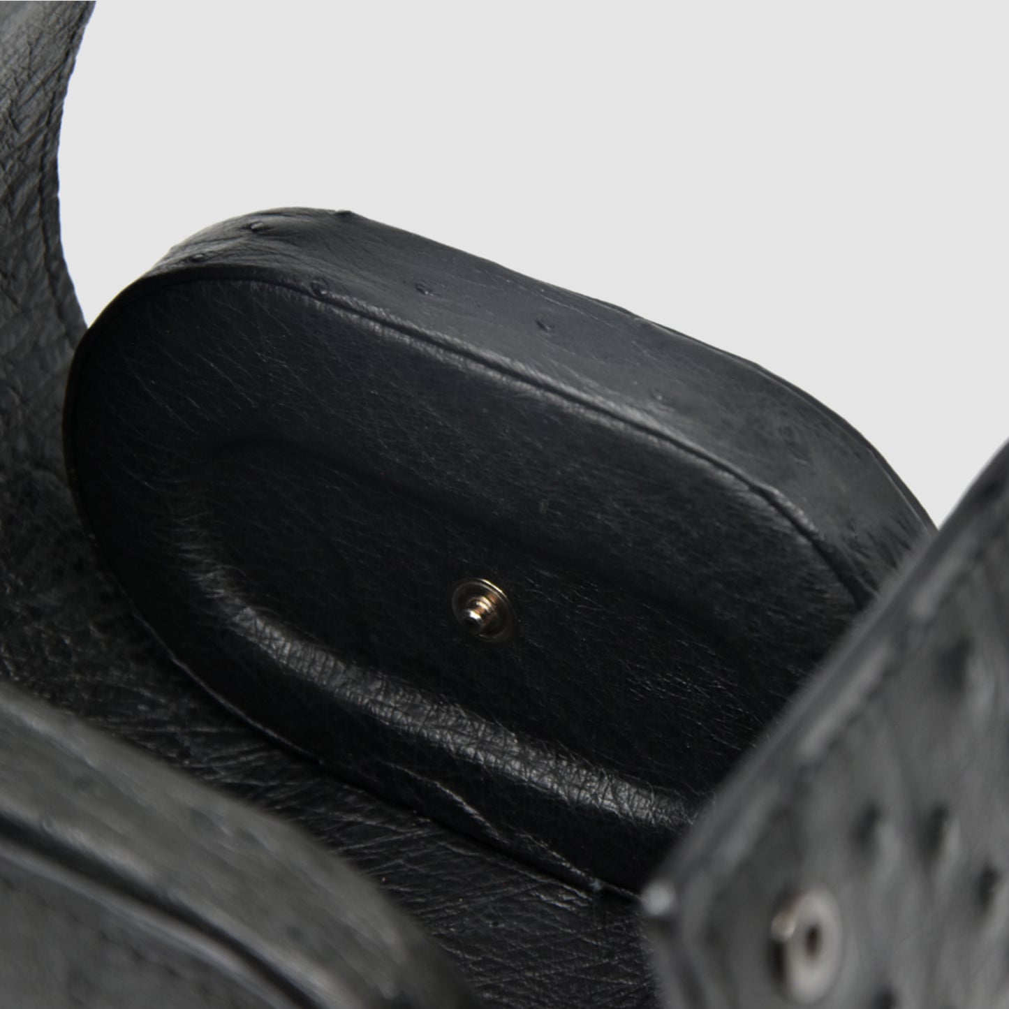 Portaorologio Watch Roll in Pelle di Struzzo Nero Personalizzato 1 slot