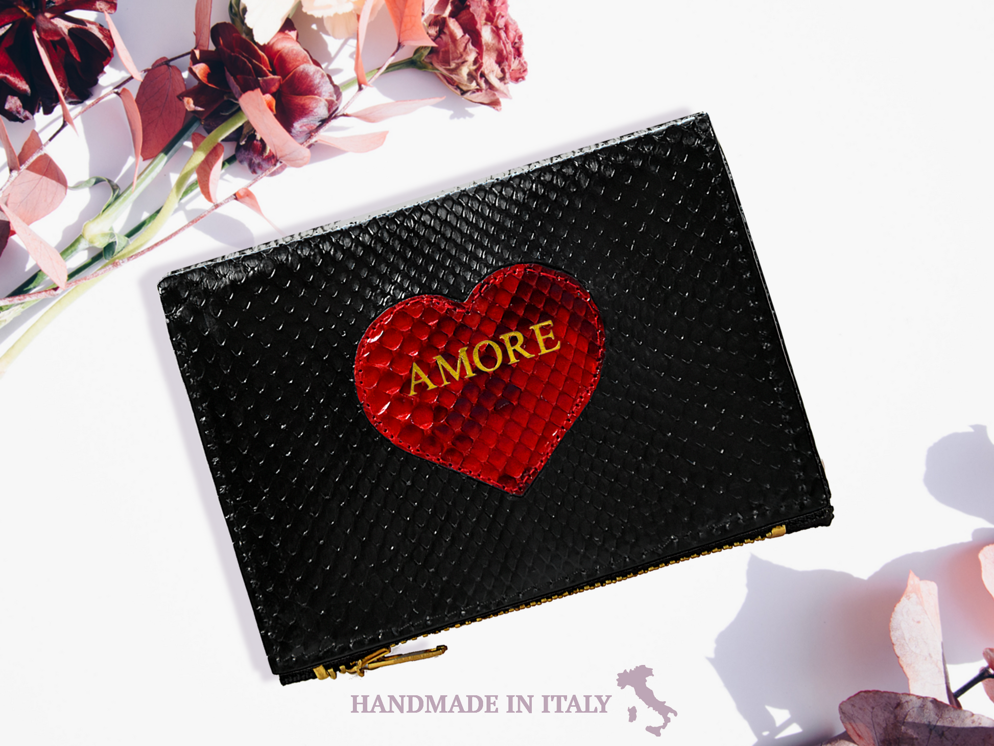 Portafoglio in vero Pitone Nero con Cuore di Pitone Rosso Personalizzabile - MESPECTA Italia