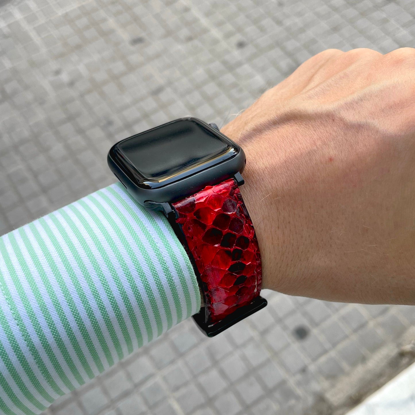 Cinturino Strap Band Apple Watch Personalizzabile serie 8, 7, 6, 5, 4, SE in vero Pitone Rosso - MESPECTA Italia